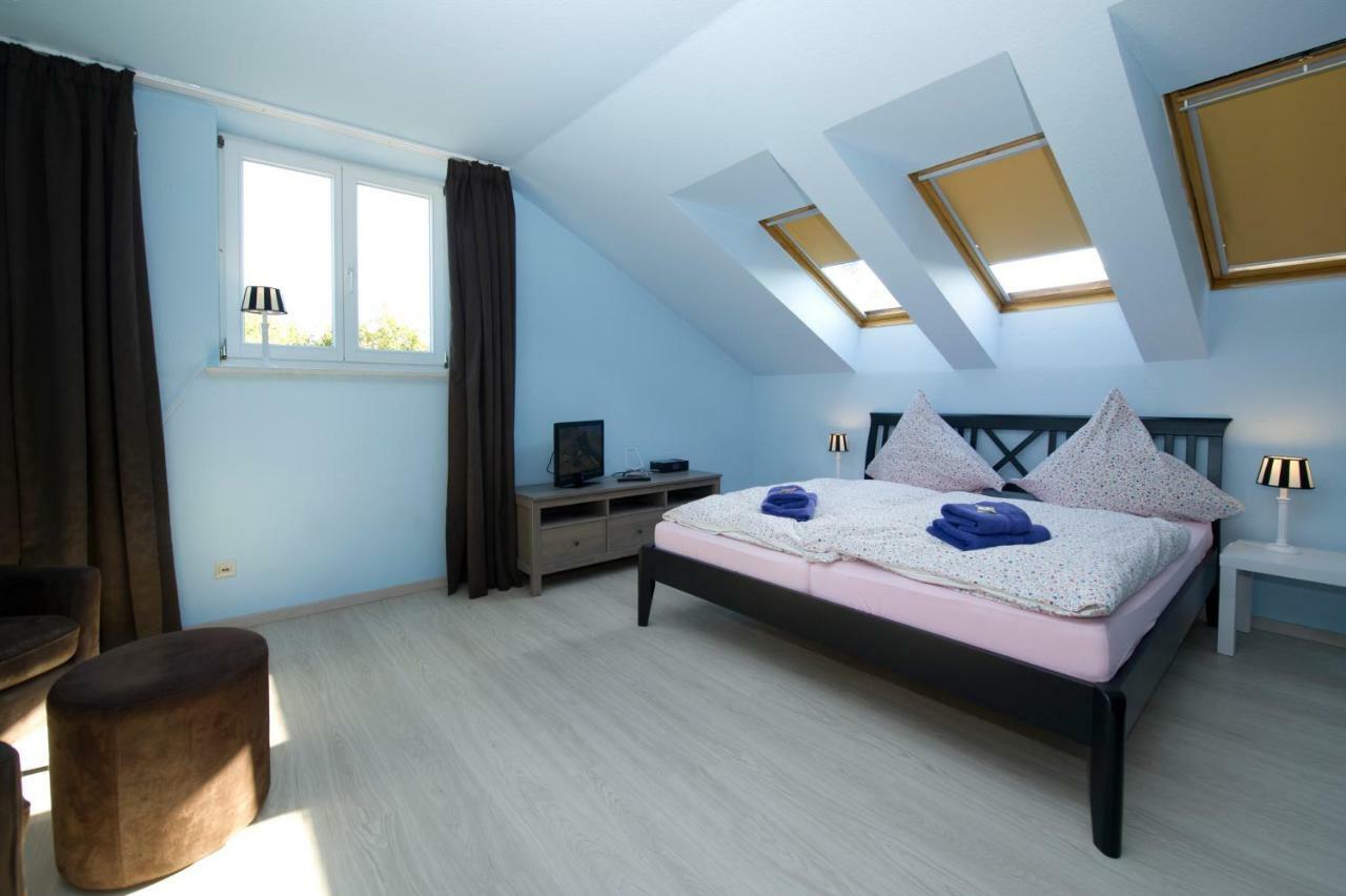 Bed and Breakfast Heinsens Ellerbek Zimmer foto